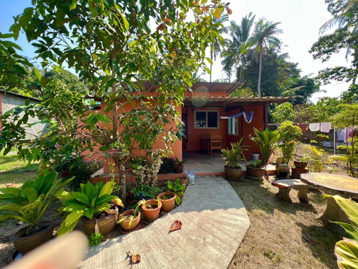 Pim Bungalow Mae Haad Esterno foto